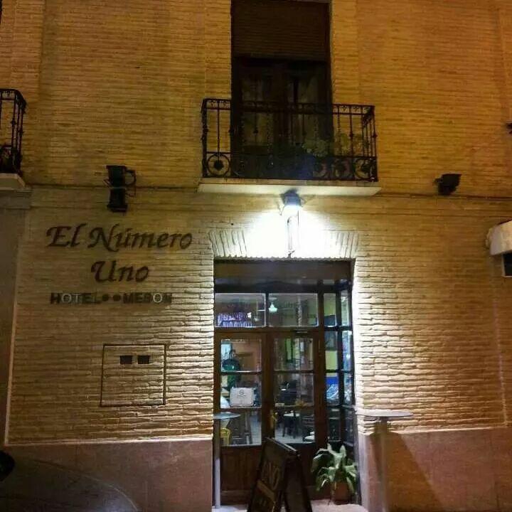 Hotel Meson El Numero Uno Antequera Buitenkant foto